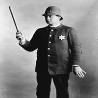 Policajac, 1891. Chicago, Illinois, Policajac. Fotografirano 1891. Ispis plakata
