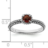 Karirani starinski prsten od srebra od granata